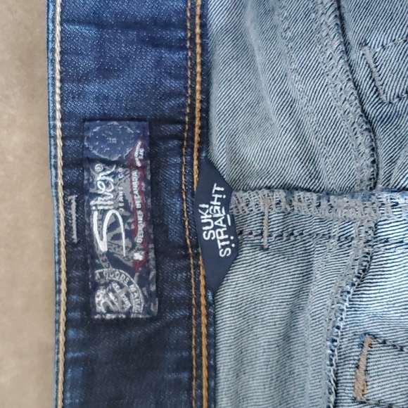 Silver Suki Straight Jeans - Picture 3 of 4